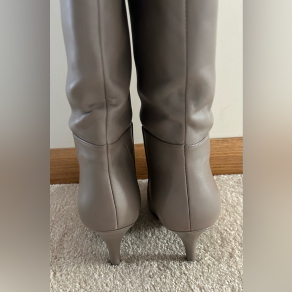 NIB Kendall + Kylie Calla Leather Slouch Boot in Taupe Leather - Size 8 - Picture 7 of 15